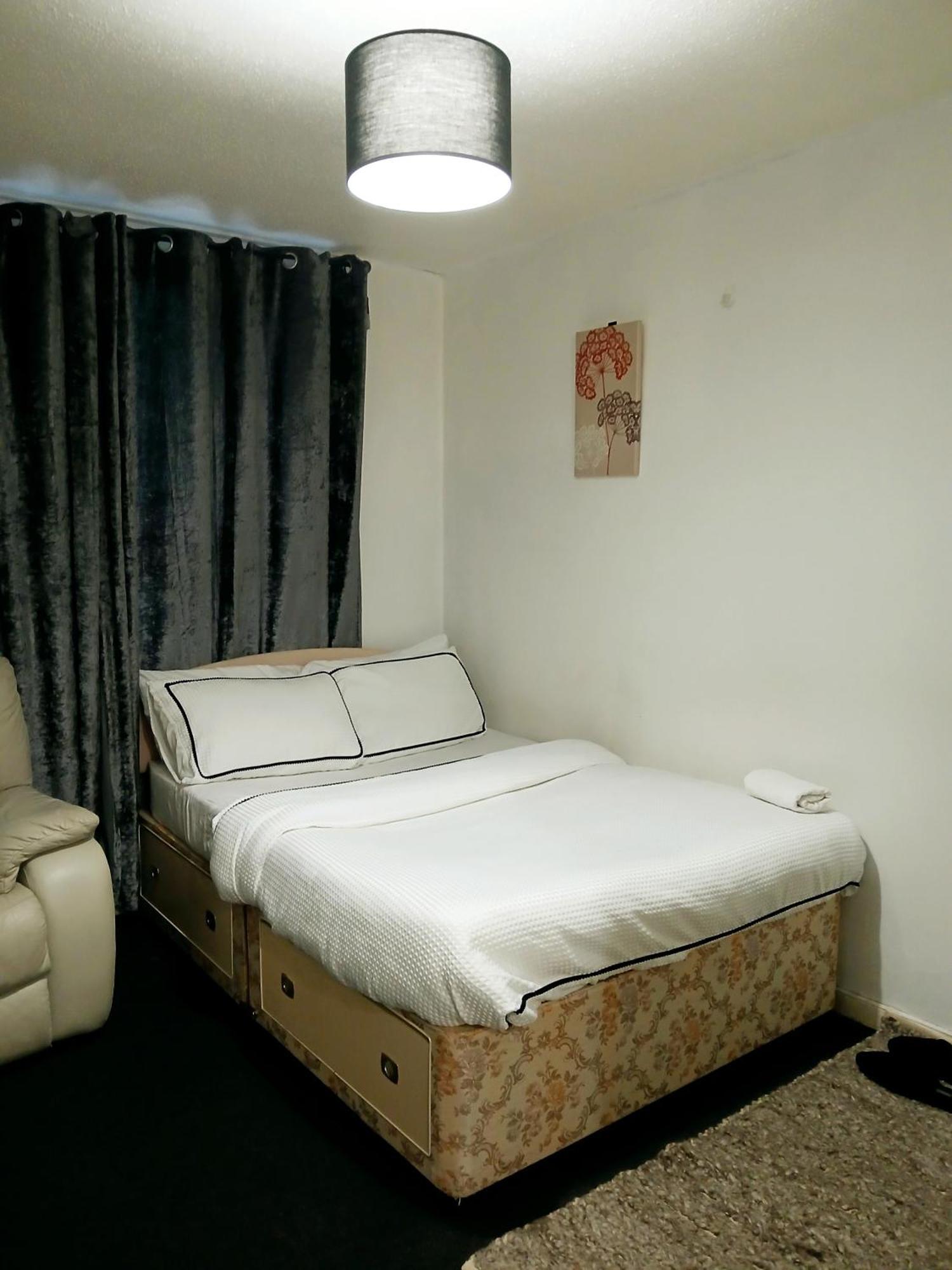 Cozy Private Room Глазгоу Екстериор снимка